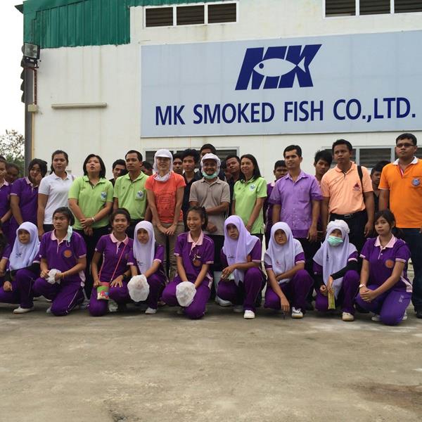 タイ工場で現地の学生の工場見学受入れツアー